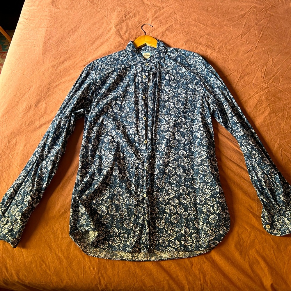 Italian 100% cotton button down shirt